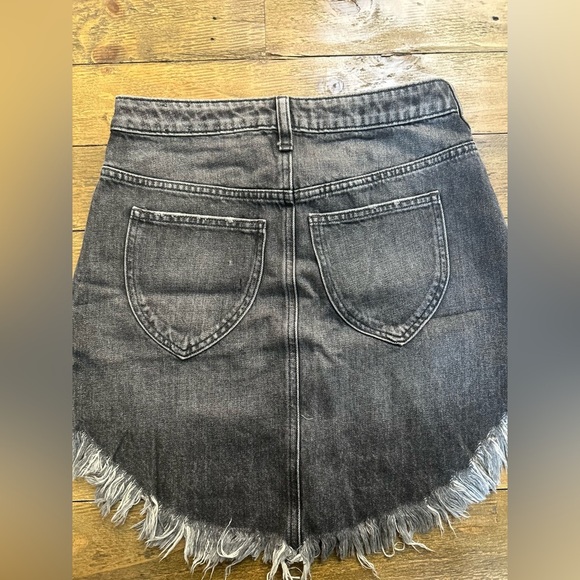 FREE PEOPLE WE THE FREE | Bailey Denim Mini Skirt Dark Gray | Size 27 Western - Picture 5 of 11